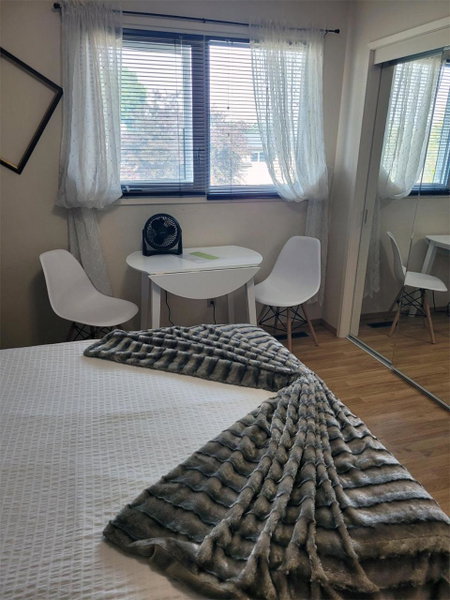 The Dewberry Homestay B&B, Edmonton, Canada