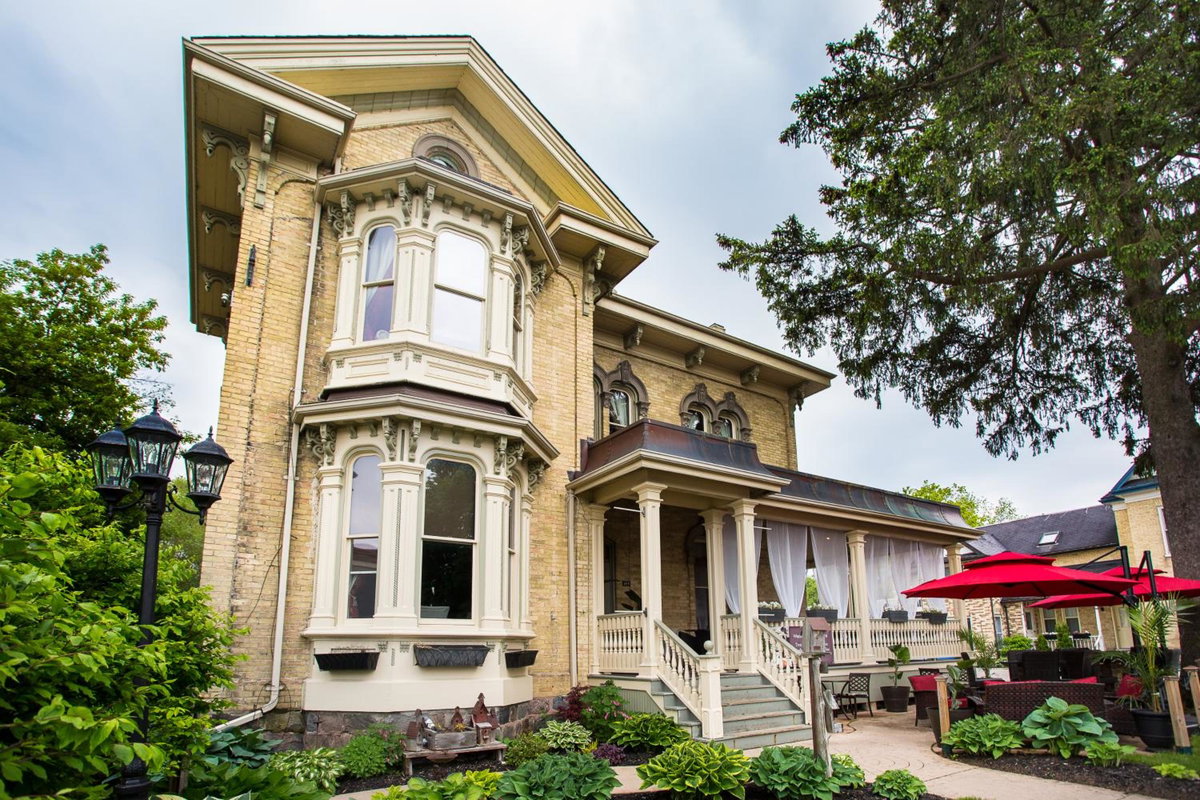 Hotel · Puddicombe House, New Hamburg