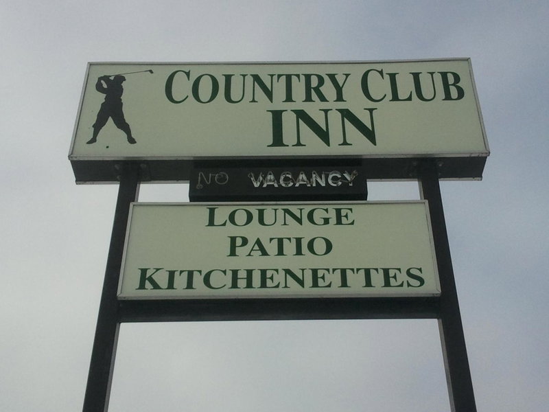 Country Club Inn, Lacombe, Canada