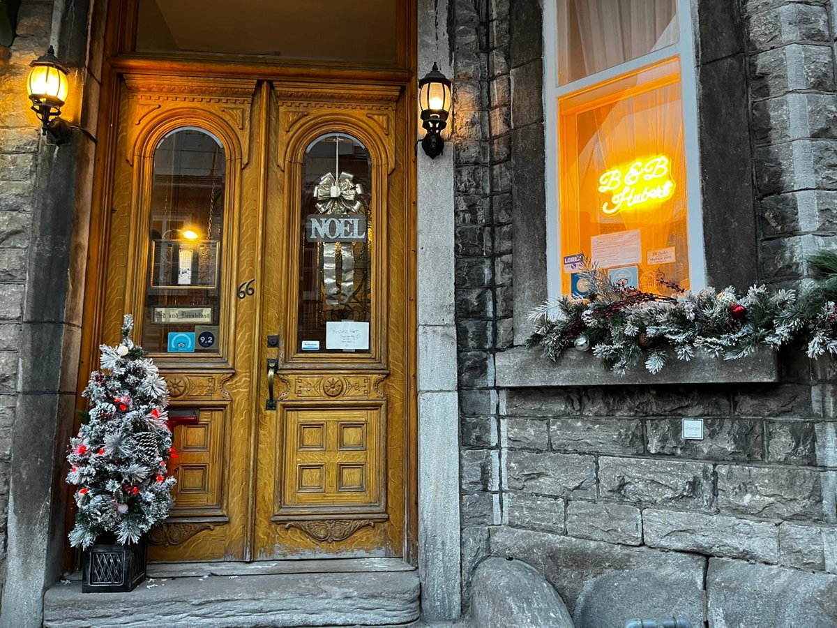 B&B Chez Hubert, Канада