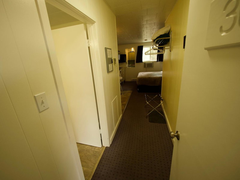 Creston Valley Motel, Creston, Canada