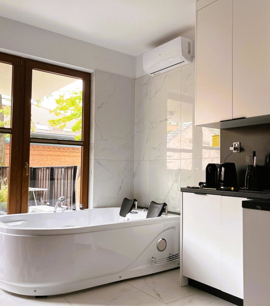 Jacuzzi Rakowicka Top Apartments, Kraków, Poland