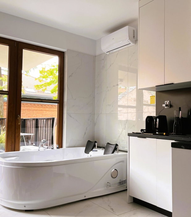 Jacuzzi Rakowicka Top Apartments, Kraków, Poland