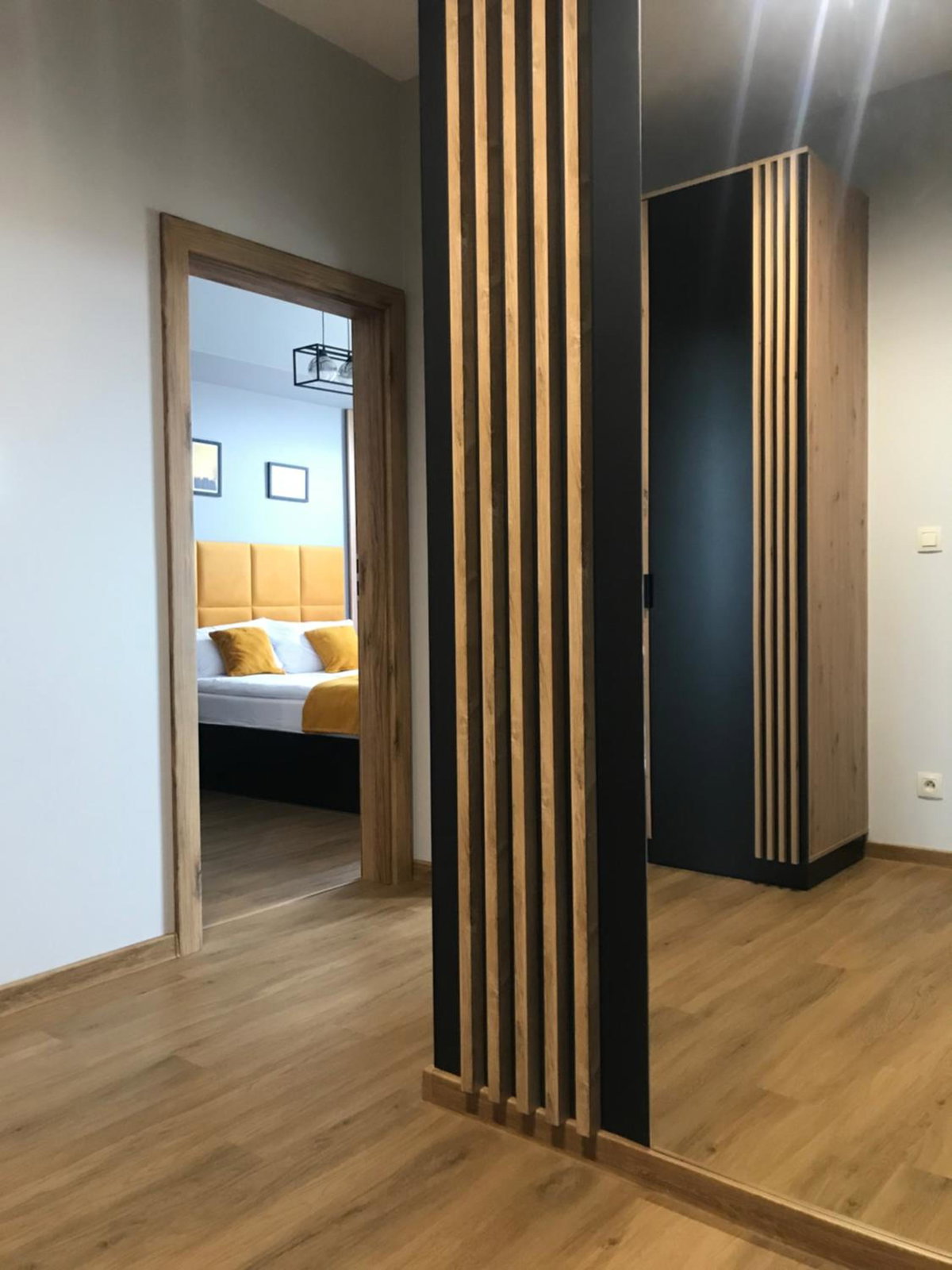 Hotel · Apartament No82 Yellow Holiday Home Zator, Zator