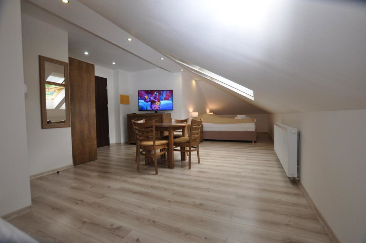 Hotel · Apartamenty Sowiogórskie, Pieszyce