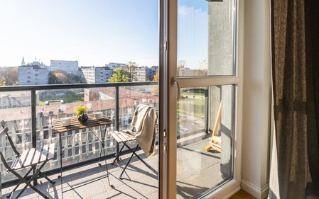 Krucza Apartment ~ Self check-in 24h ~ Parking and Lift, Wrocław, Poland
