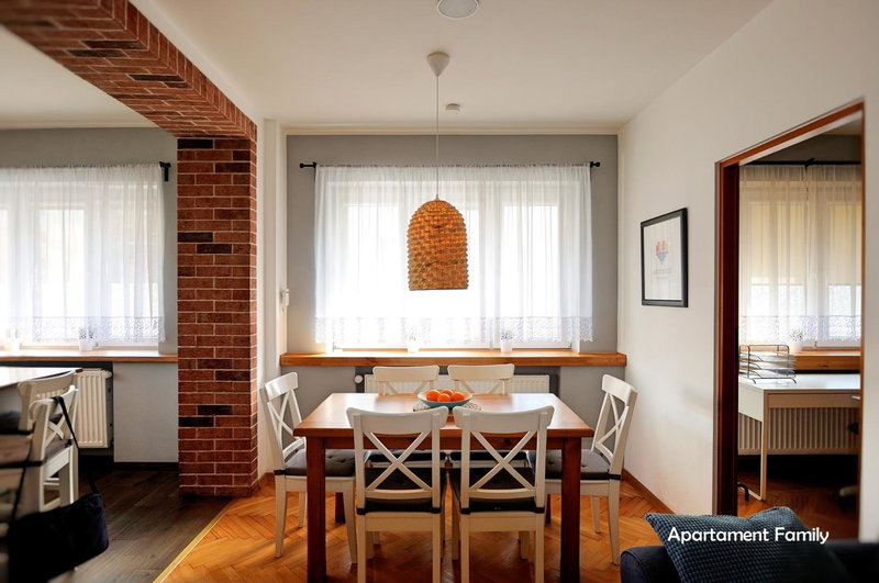 Biały Dom - 2 Bedrooms, Katowice, Poland