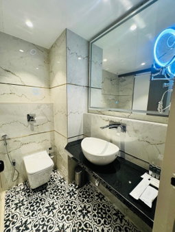 InstaFeel Hotel, Navi Mumbai, India
