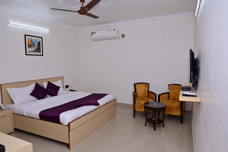 Date Palm Hotel, Gurgaon, India