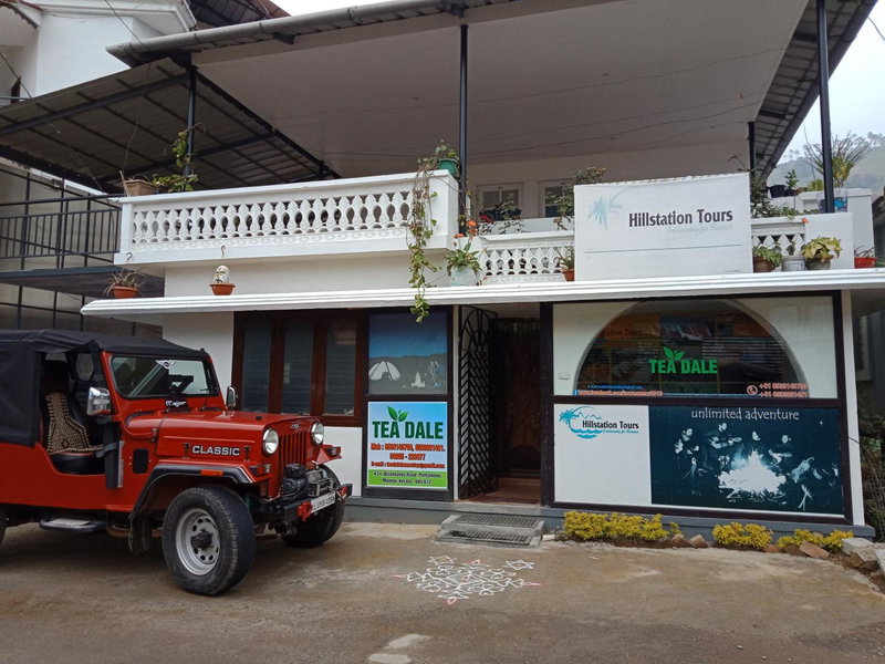 Tea Dale - All rooms with Tea Estate view, Munnar, India