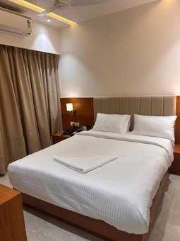 Hotel Neem Heritage, Shirdi, India