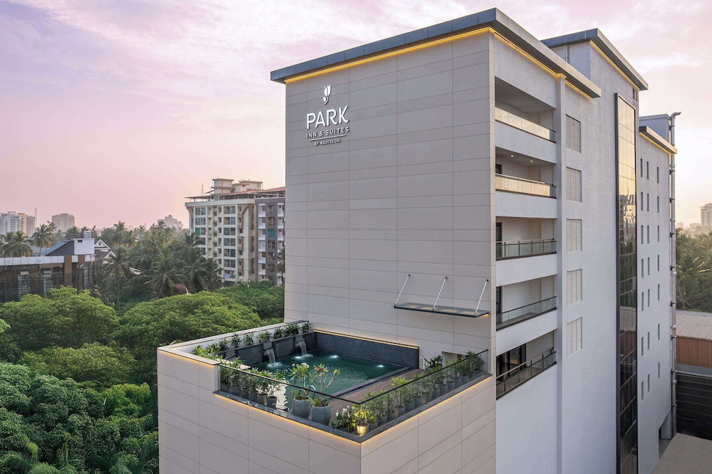 Hotel · Park Inn & Suites By Radisson Thrissur East Fort, Thrissur