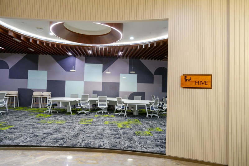 0484 Aero Lounge-Terminal 2 Cochin Airport Hotel, Nedumbassery, India