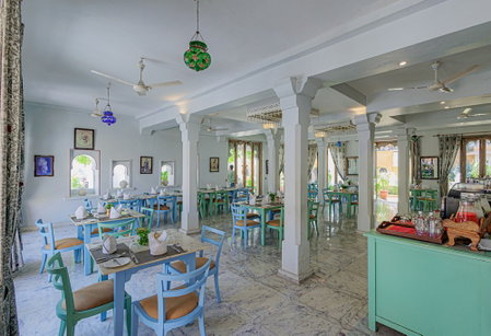 Rawla Narlai, Desuri, India