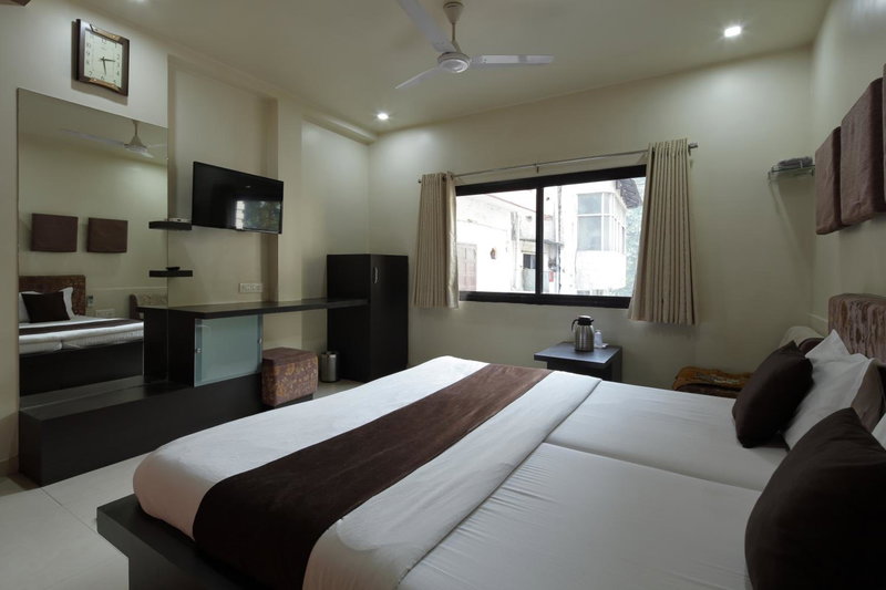 Hotel Good Night, Ahmedabad, India