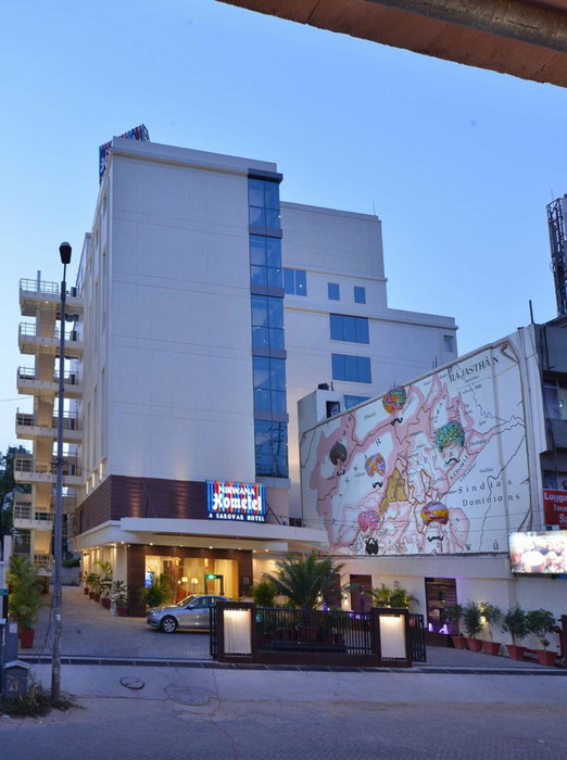 Nirwana Hometel Jaipur- A Sarovar Hotel, Jaipur, India