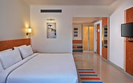 Nirwana Hometel Jaipur- A Sarovar Hotel, Jaipur, India