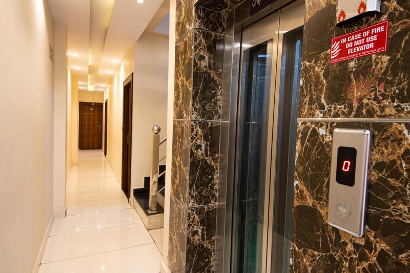Perfectstayz Value Dwarkesh - Hotel Near Haridwar Railway station, Haridwār, India