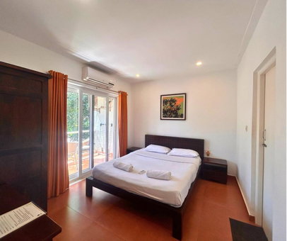 Jungle Hut-Annabelle's Beach Apartments at Bernard Simao,Calangute,Goa, Candolim, India