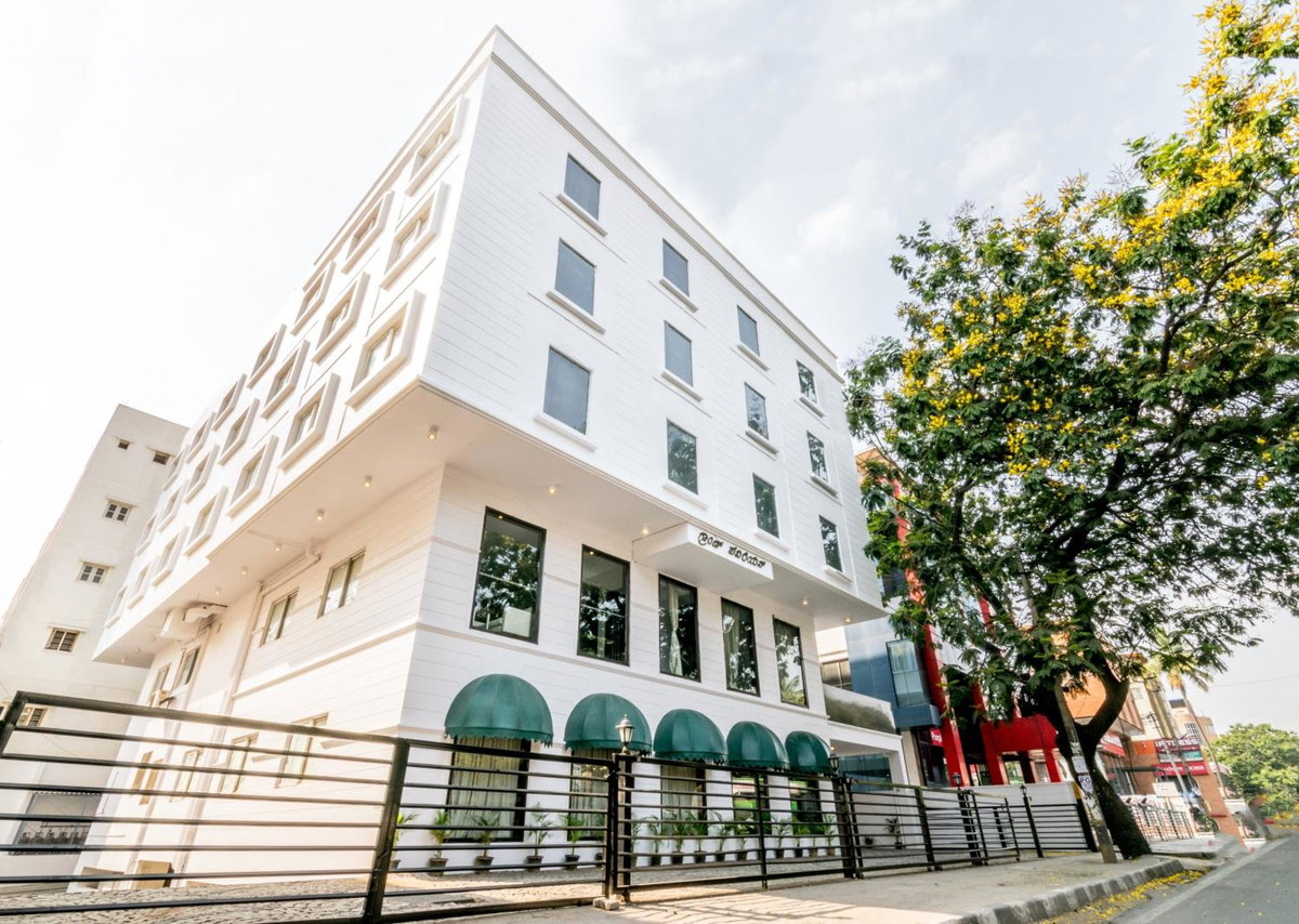 Octave Hotel - Double Road, Indien