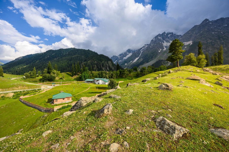 Radisson Collection Hotel & Spa, Riverfront Srinagar, Srinagar, India