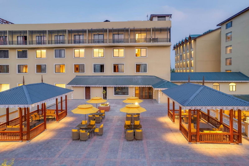 Radisson Collection Hotel & Spa, Riverfront Srinagar, Srinagar, India