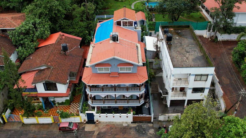 ELIVAAS Signature 5 BHK with Pvt Pool, Entertainment Room & Glass House - Bludoor, Marmagao, India