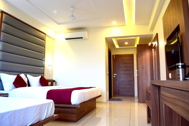 Hotel Royal Square by Sky Stays, Ahmedabad, India