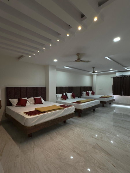 Arudra Residency, Tiruvannāmalai, India