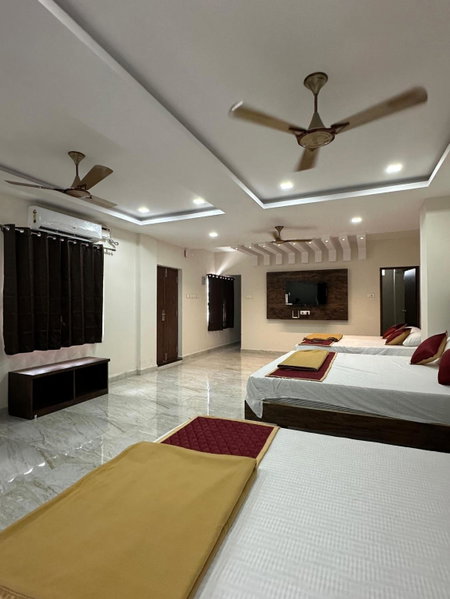Arudra Residency, Tiruvannāmalai, India