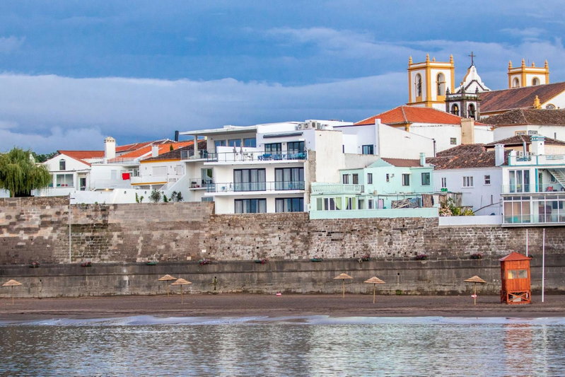Facing Bay Hostel, Praia da Vitória, Portugal