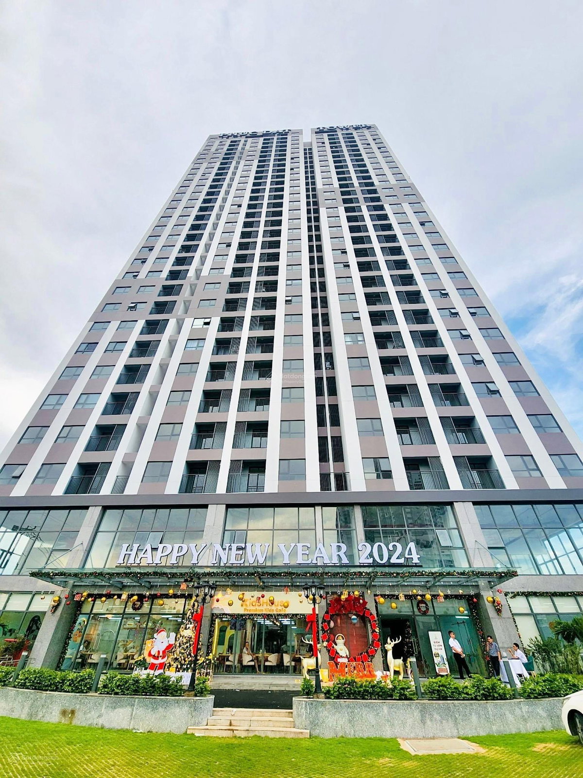 Diamond Connect, Vietnam
