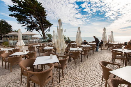 Change The World Hostels - Cascais - Estoril, Monte Estoril, Portugal