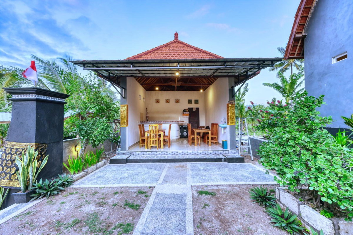 MT Penida Bungalow, Индонезия