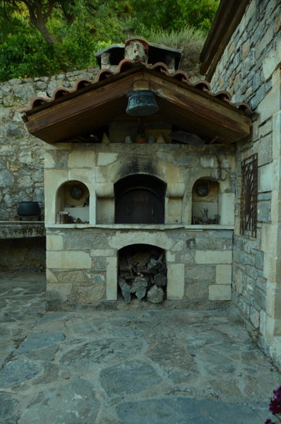 Ellinospito, Axós, Greece