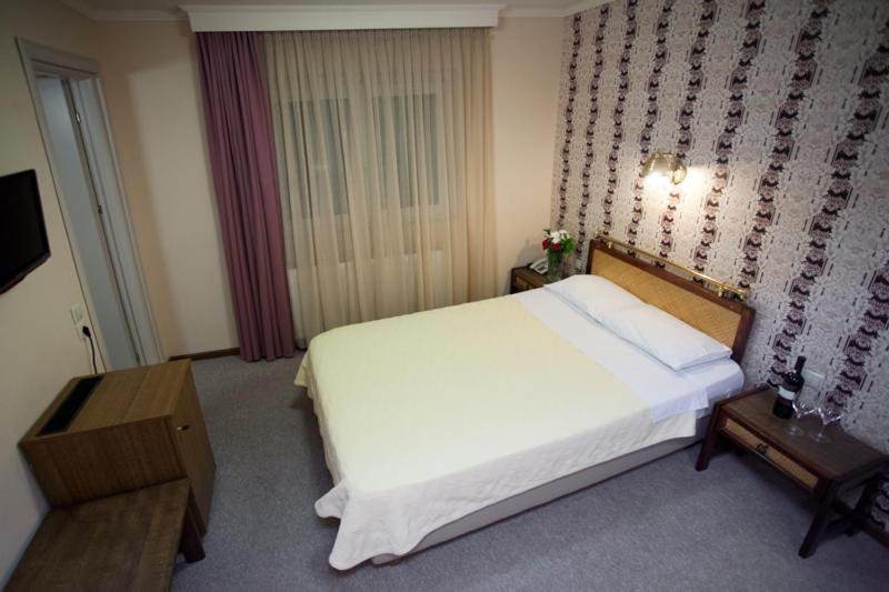 Olympos Hotel, Komotini, Greece