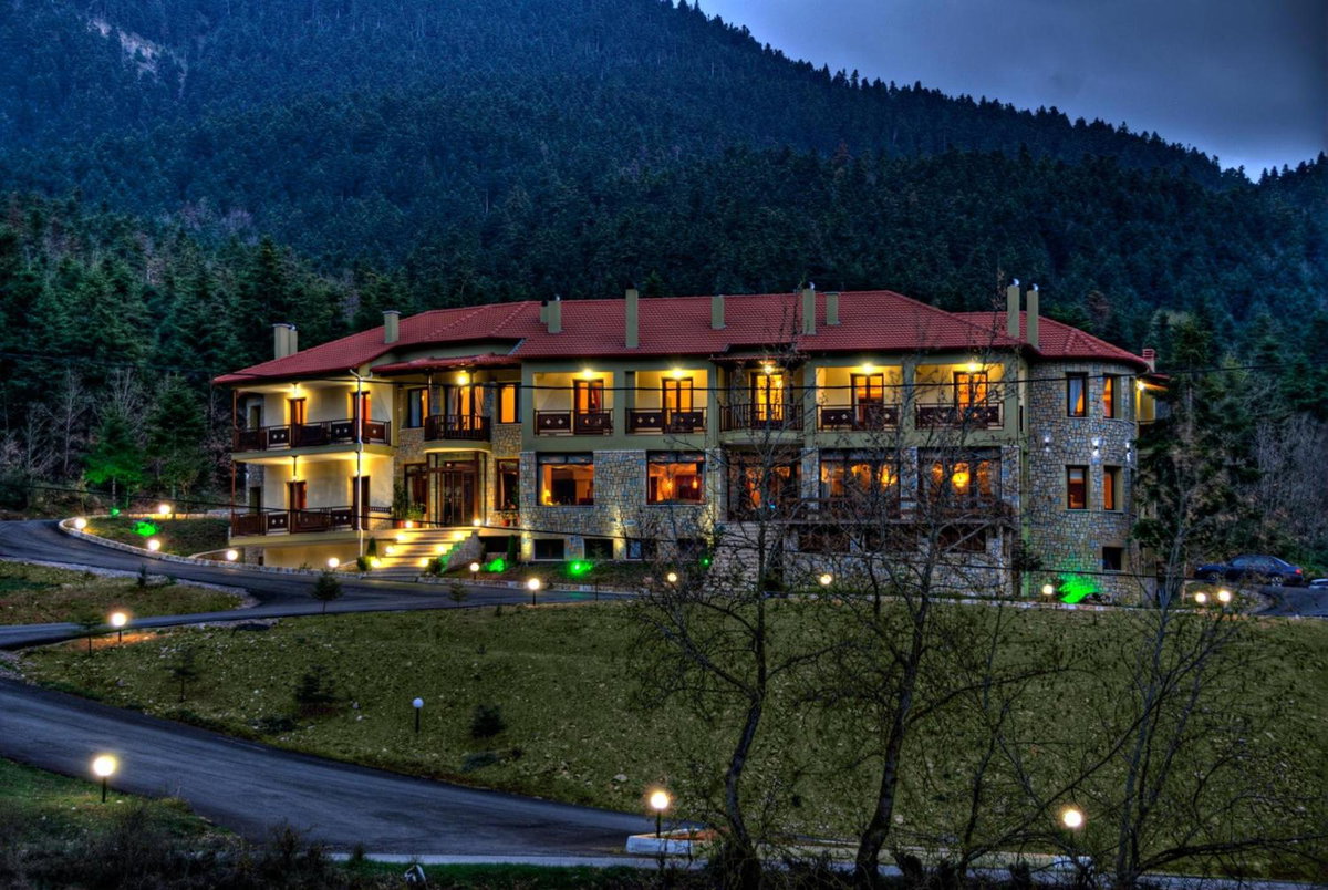 Hotel · Melegos Inn Hotel, Karpenision