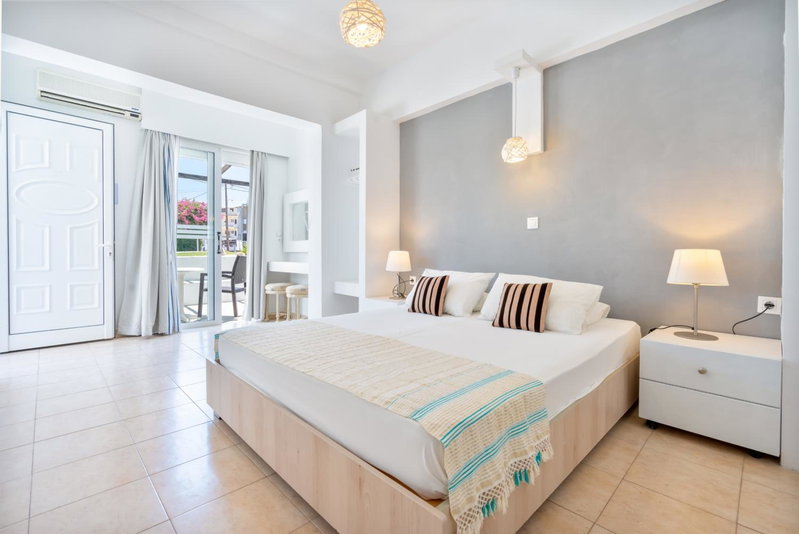 Mando Living -Faliraki, Faliraki, Greece