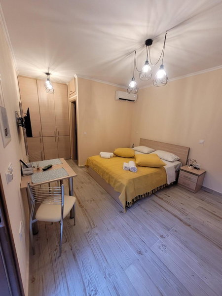 Kleanthi and Kostas Studios, Symi, Greece