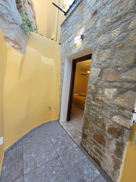 Kleanthi and Kostas Studios, Symi, Greece
