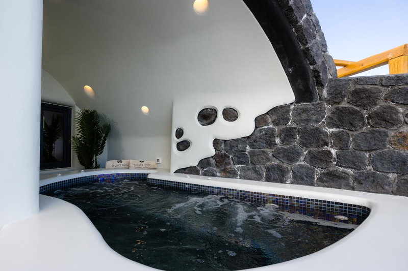 Secret Path Luxury Villas, Imerovigli, Greece
