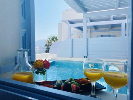Black Diamond Suites, Akrotiri, Greece