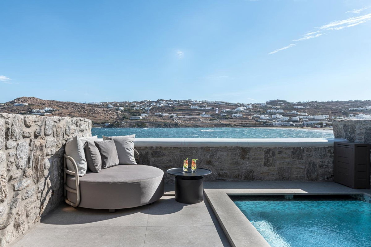 Aeonic Suites and Spa, Griechenland