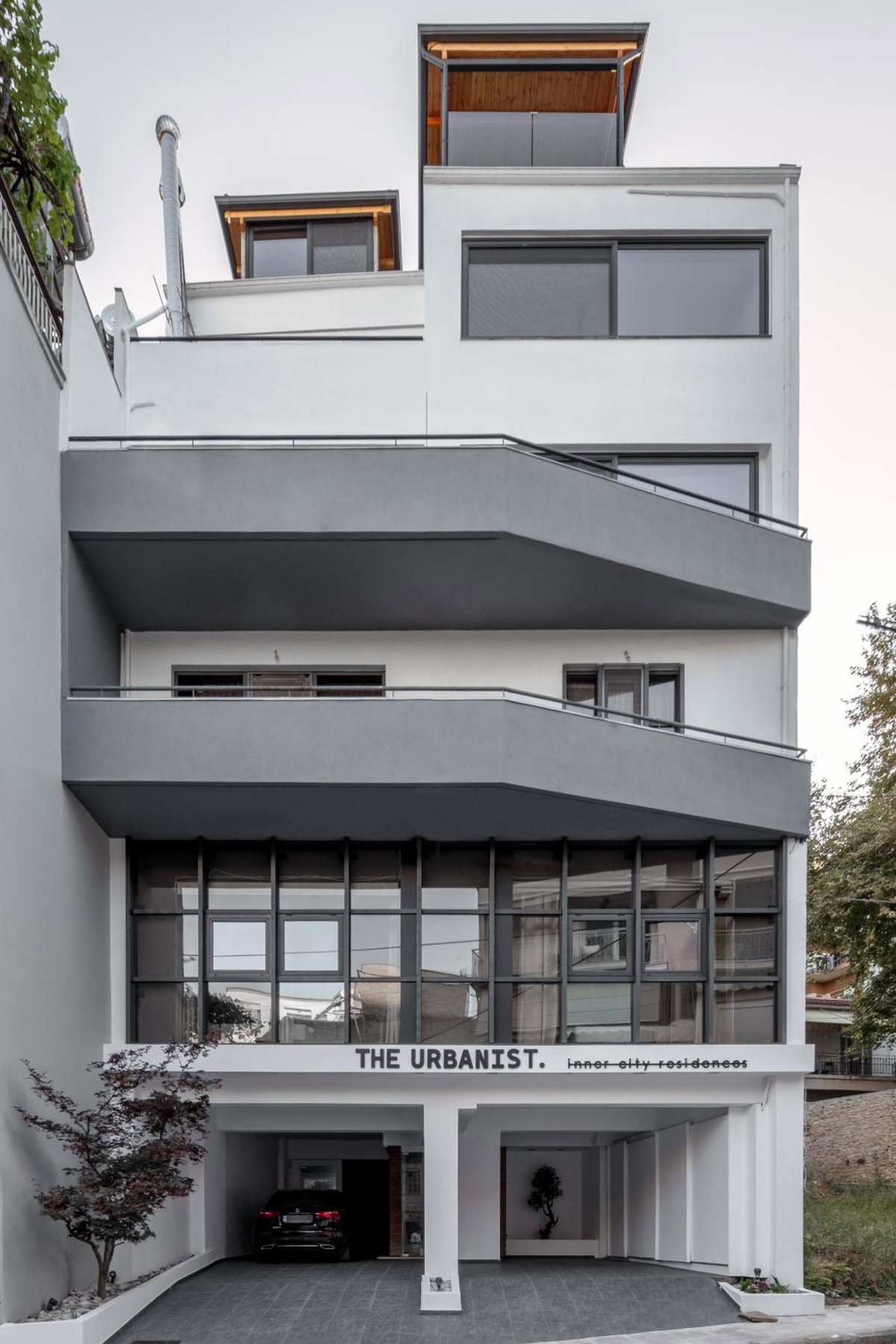 THE URBANIST •inner city residences•, Grèce