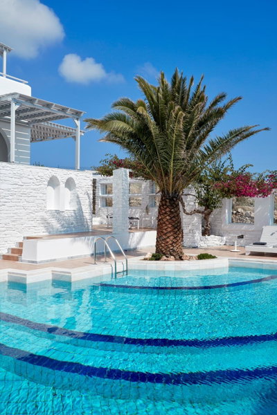 Mr and Mrs White Paros, Naousa, Greece