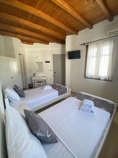 Fisilanis Beachfront Hotel, Logaras, Greece