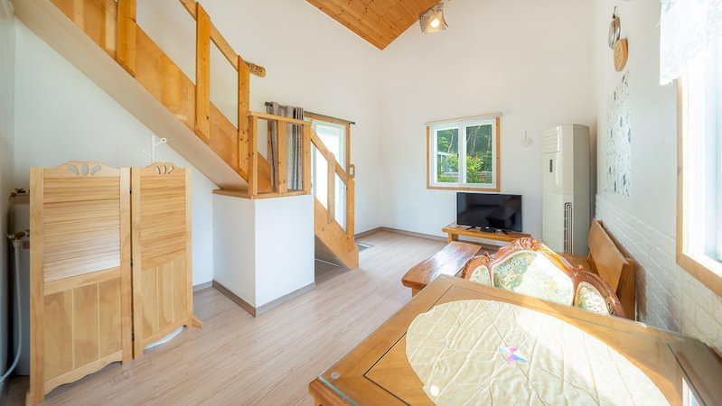 Ganghwado Elinhuvert Pension, Incheon, South Korea
