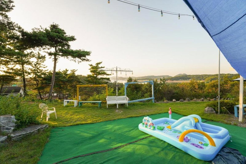 Taean Haeyang Jungwon Pension, Taean, South Korea