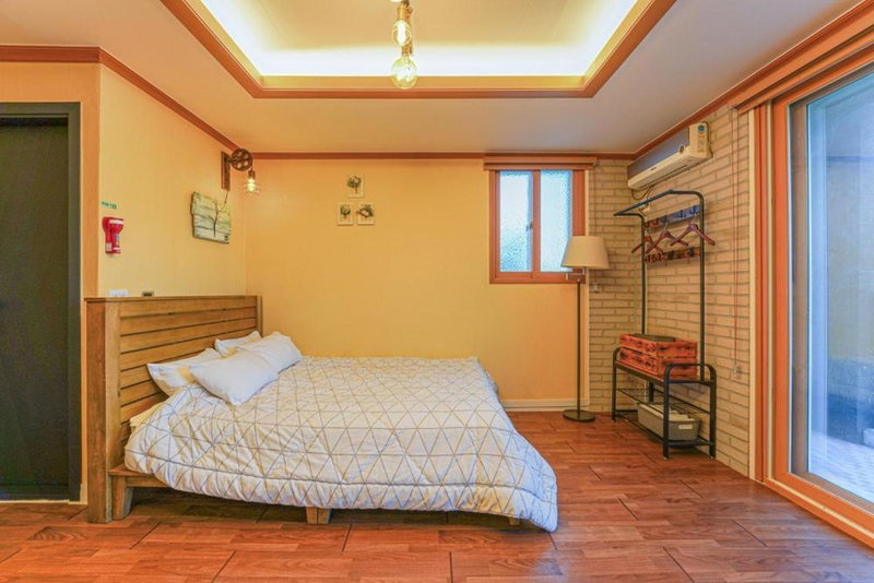 Taean Haeyang Jungwon Pension, Taean, South Korea
