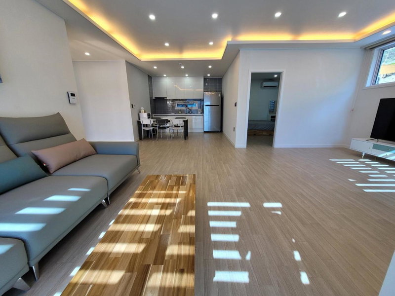 Yeosu Thestay 풀빌라, Yeosu, South Korea